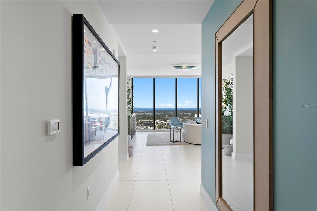 Condo in St. Petersburg, Florida, United States 5 - 18525039