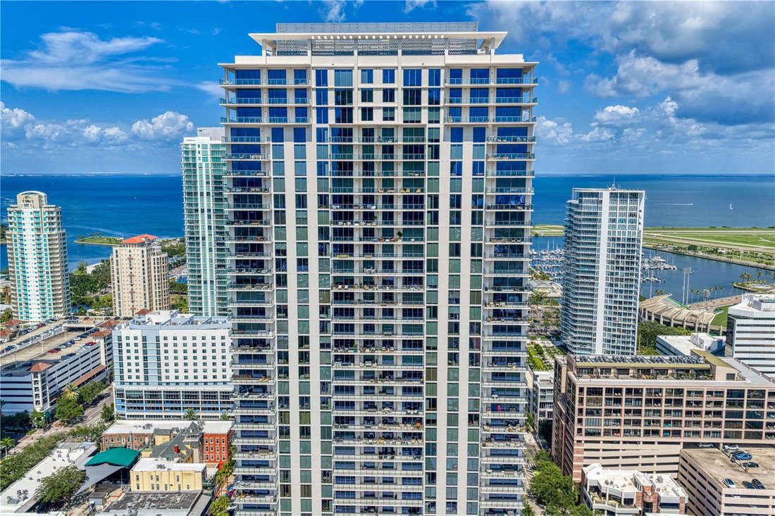 Condo in St. Petersburg, Florida, United States 2 - 18525039