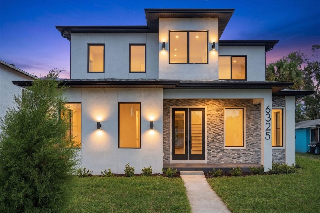House in St. Petersburg, Florida, United States 1 - 17182512