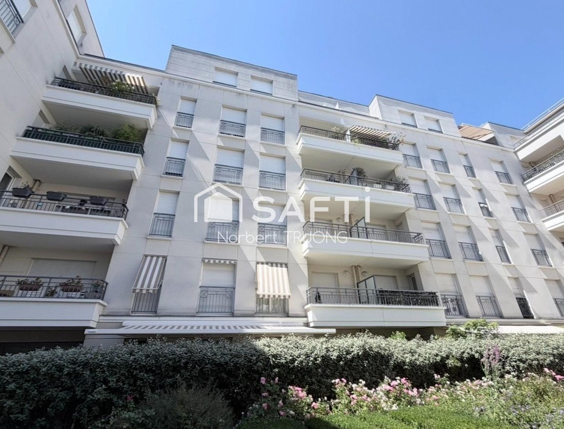Apartamento en Espaces Jeunes, Issy-les-Moulineaux, Francia 4 - 18526356