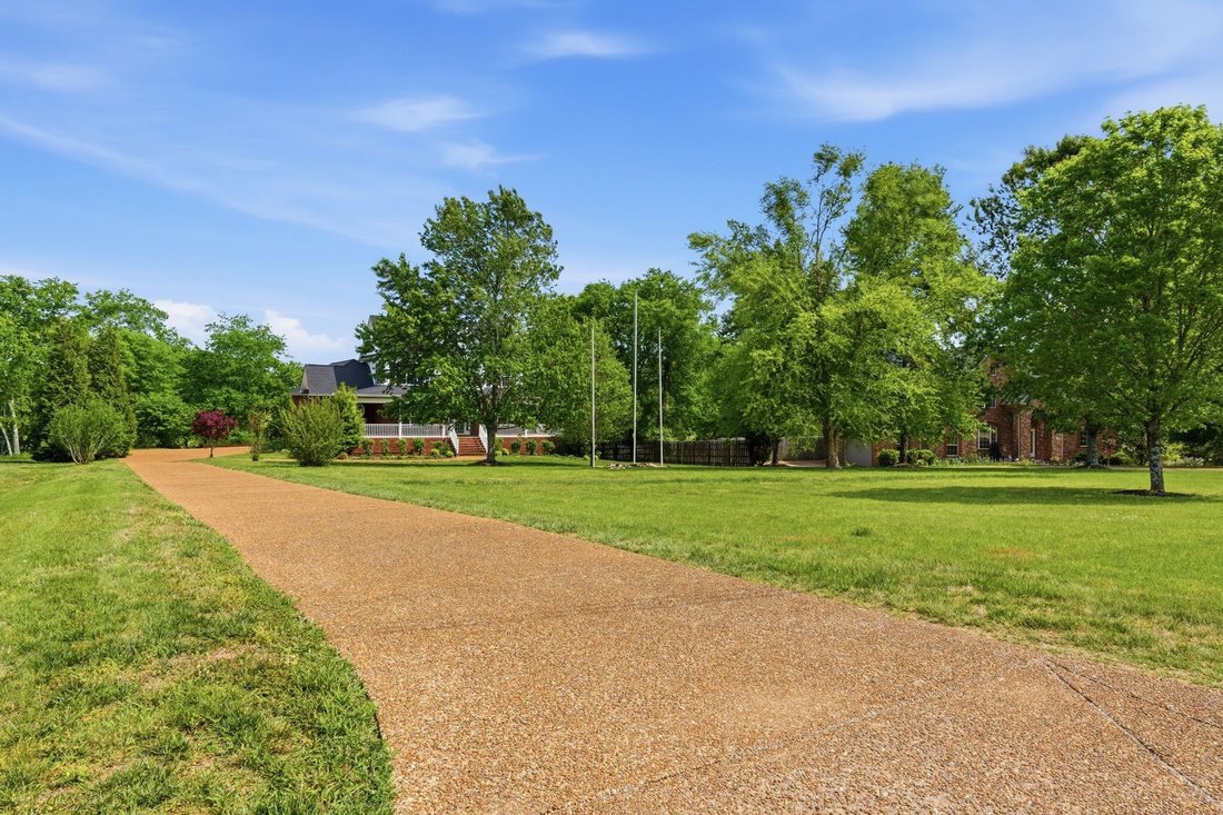 House in Gallatin, Tennessee, United States 4 - 18525135