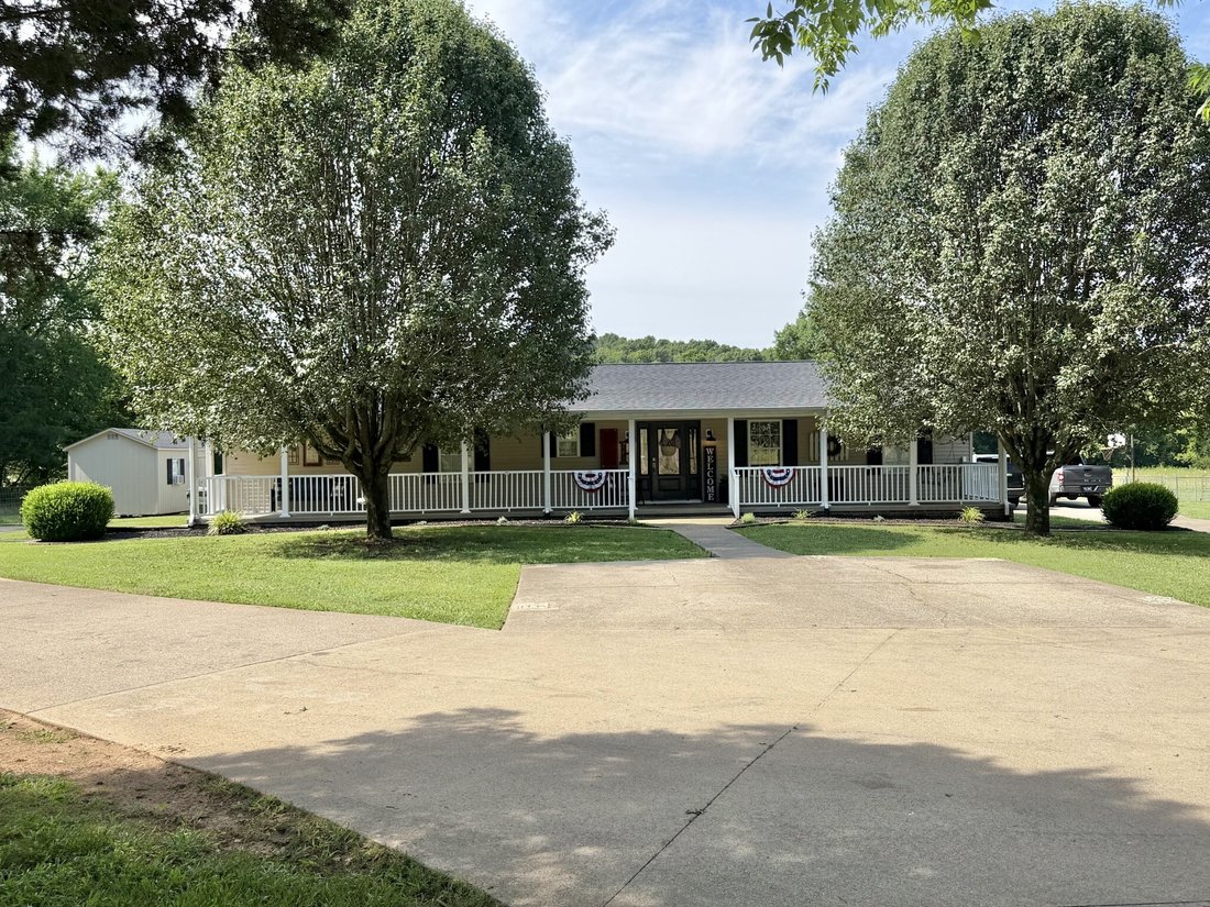 House in Milton, Tennessee, United States 1 - 18525131