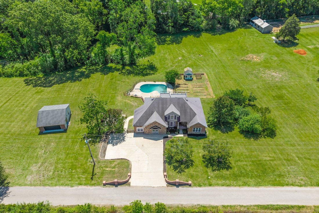 House in Clarksville, Tennessee, United States 2 - 18525214