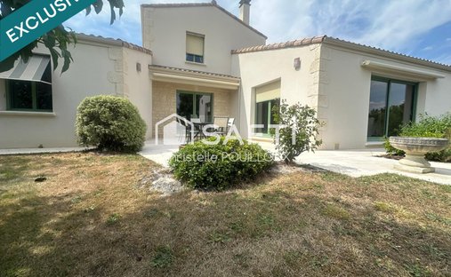 House in Benet, Pays de la Loire, France 1