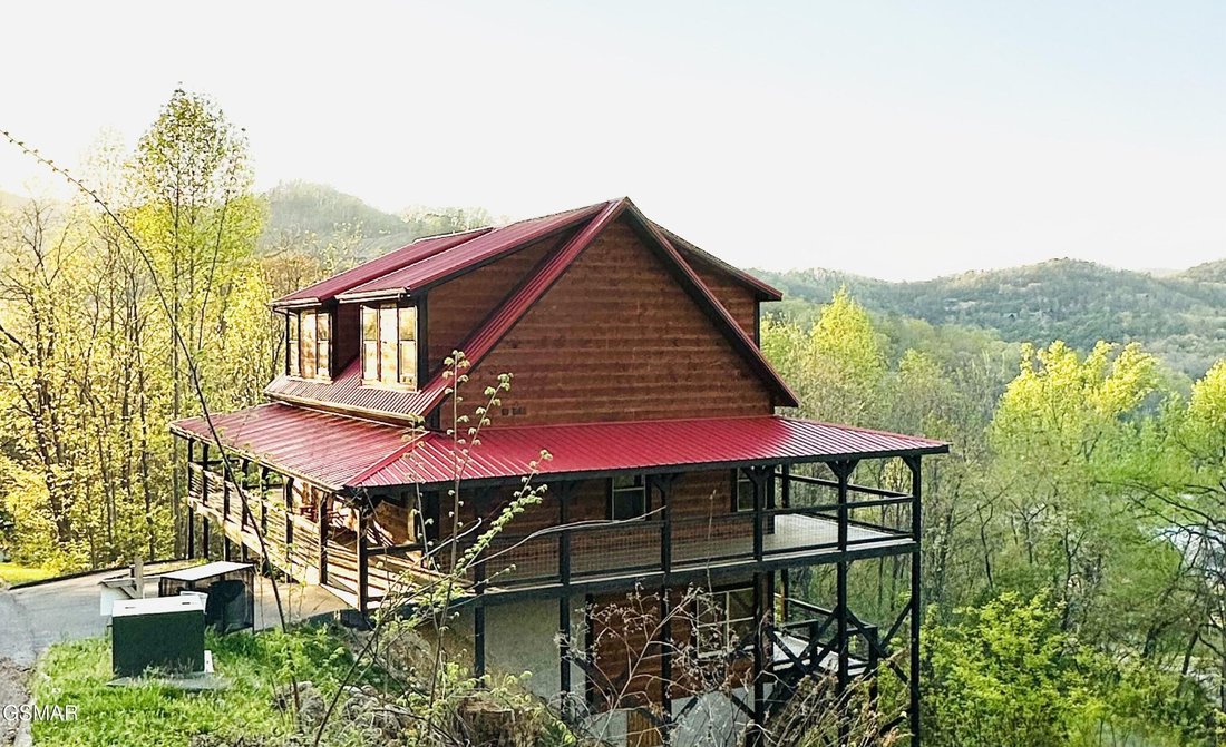 House in Sevierville, Tennessee, United States 1 - 18525321