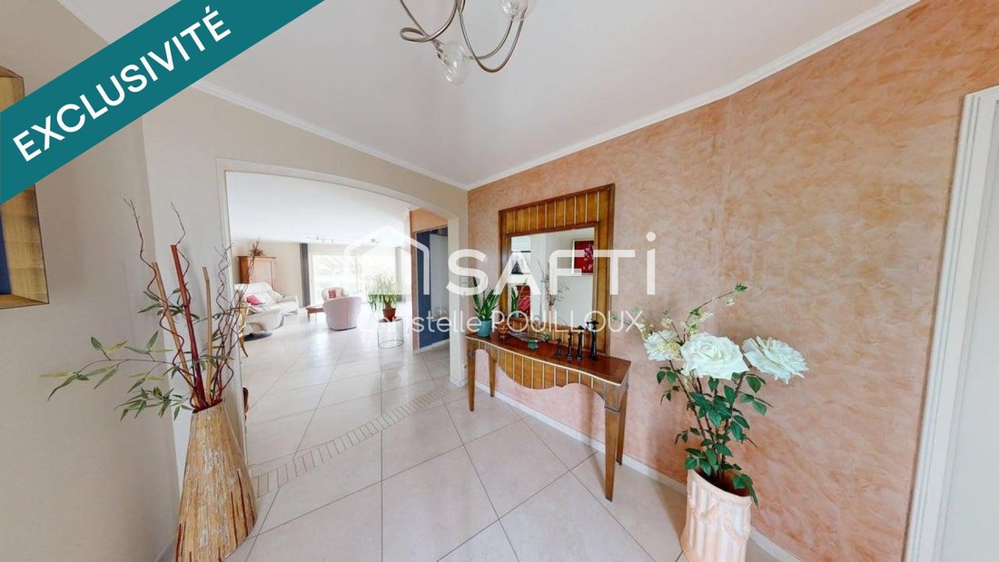 House in Benet, Pays de la Loire, France 2 - 18526403