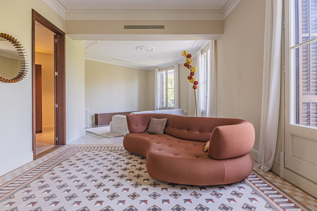 Apartment in Eixample, Barcelona, Spain 2 - 18525193