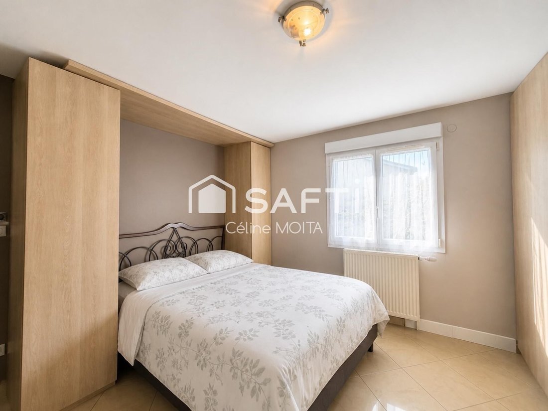 House in Saint Hubert, L'Isle-d'Abeau, France 3 - 18084027