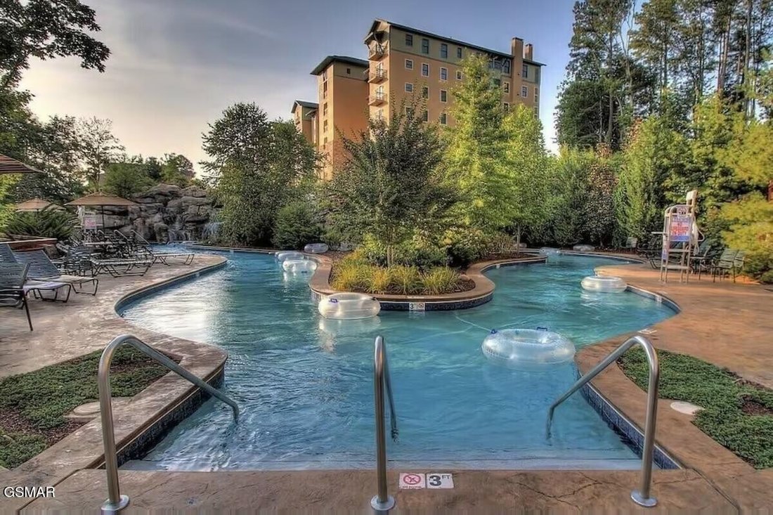 Condo in Pigeon Forge, Tennessee, United States 1 - 18525359