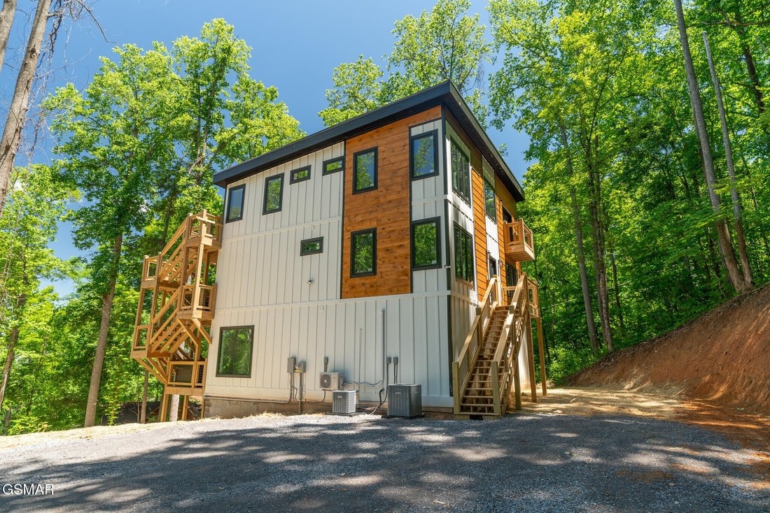 House in Sevierville, Tennessee, United States 2 - 18525249