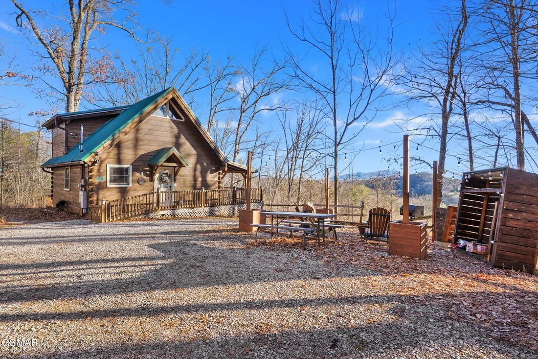 House in Sevierville, Tennessee, United States 2 - 18525366