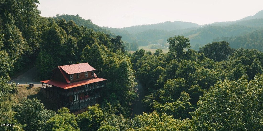 House in Sevierville, Tennessee, United States 5 - 18525321