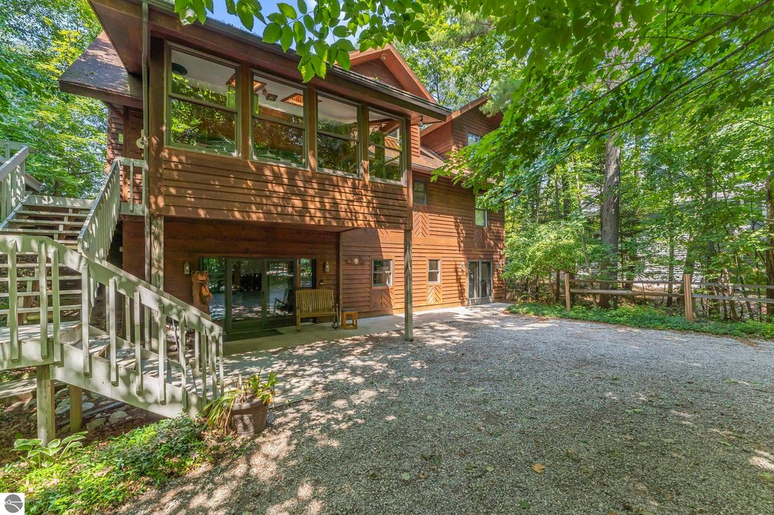 House in Elk Rapids, Michigan, United States 2 - 18525128