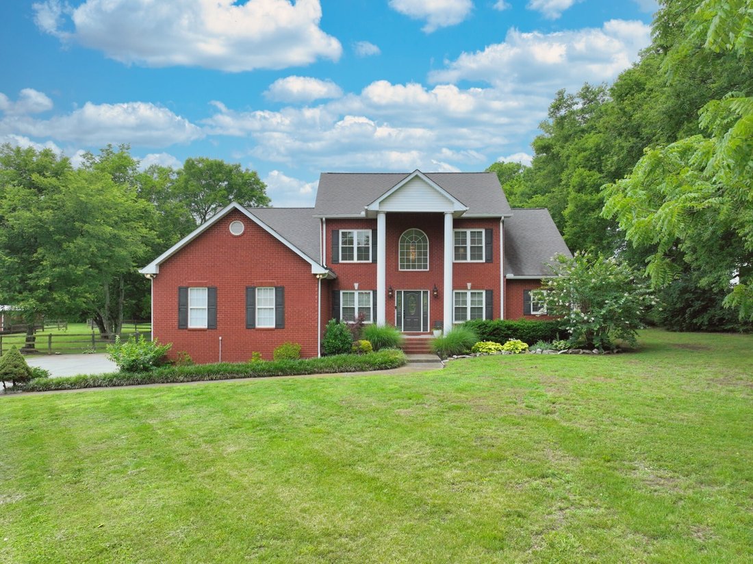 House in Castalian Springs, Tennessee, United States 1 - 18525301