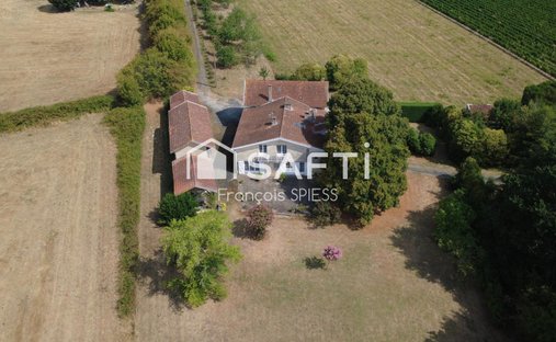 House in Pompignac, Nouvelle-Aquitaine, France 1