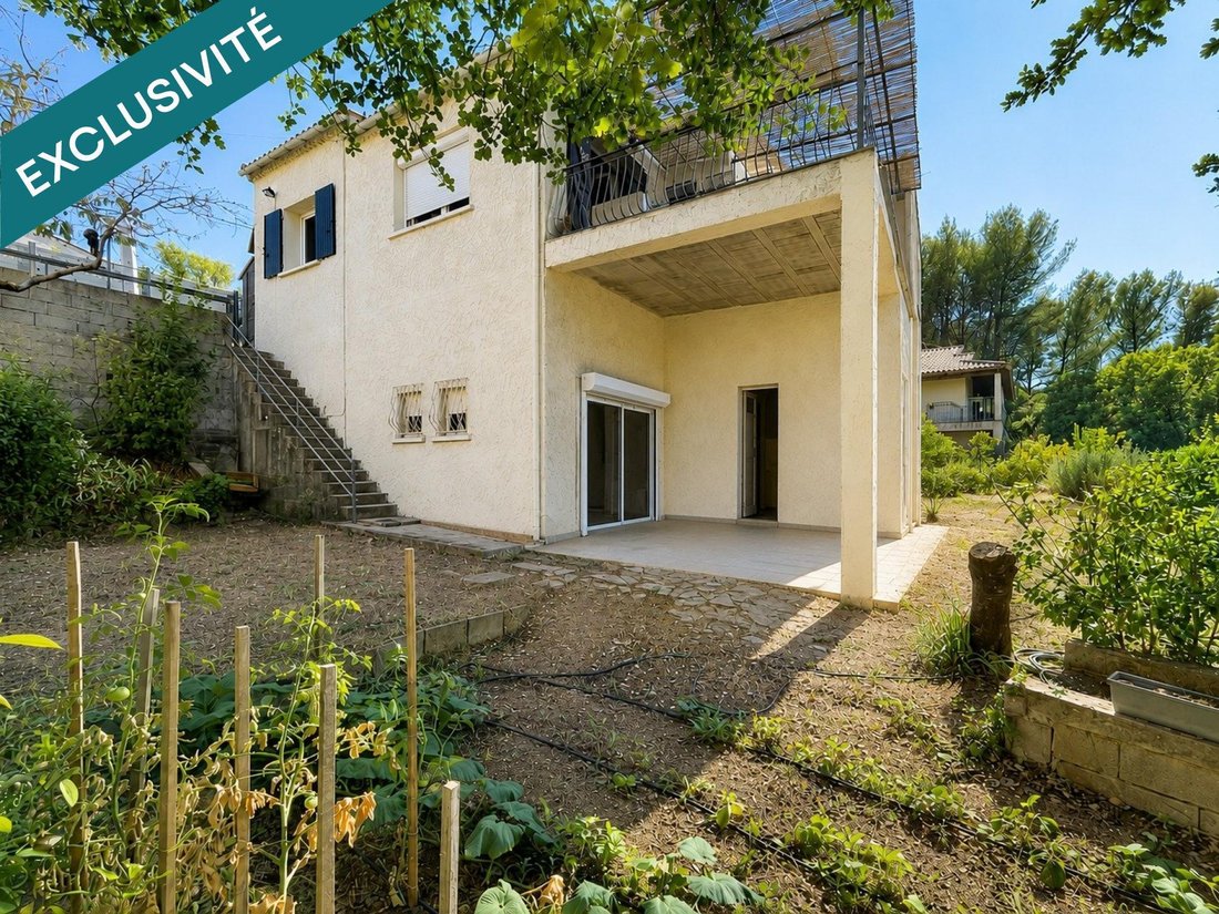 House in La Destrousse, Provence-Alpes-Côte d'Azur, France 1 - 18526343