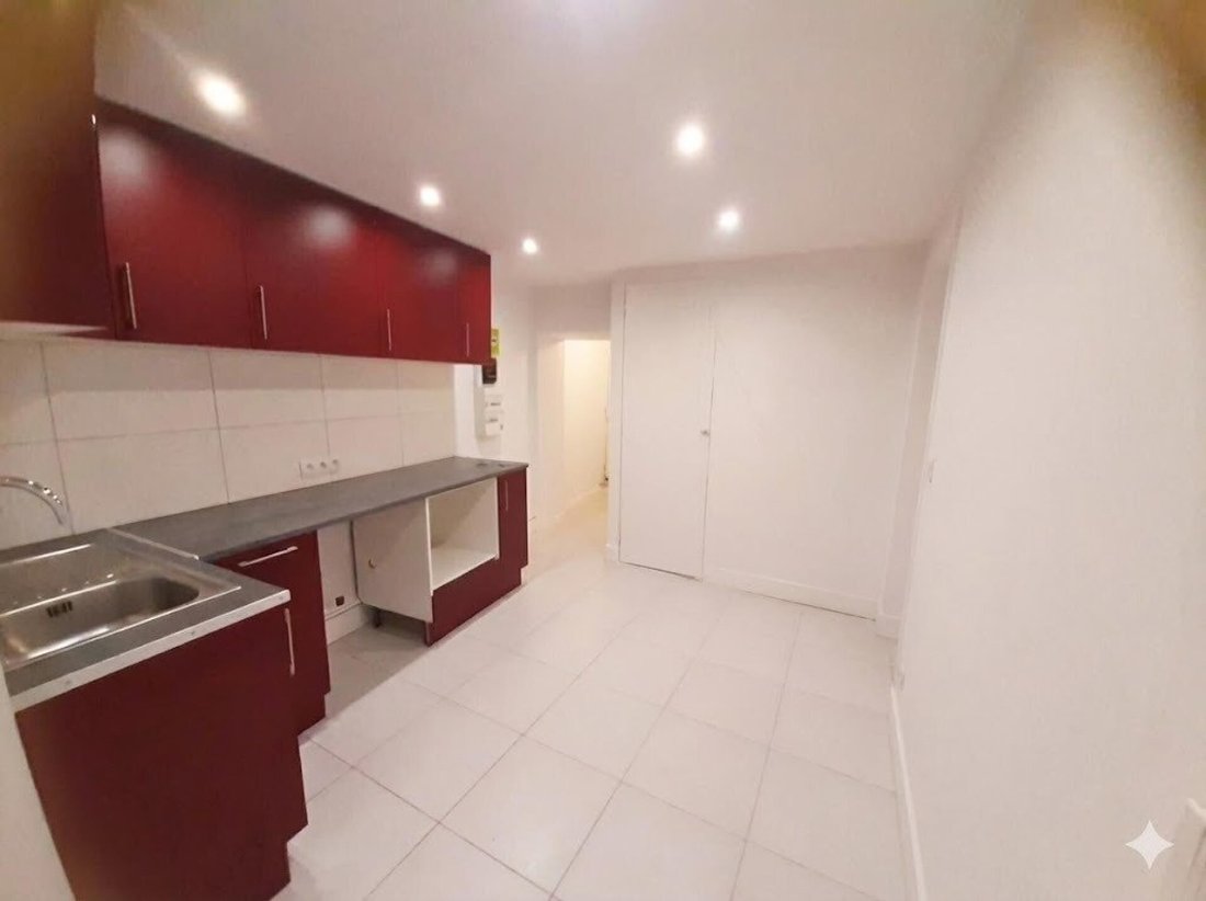 Apartment in Léon-Blum Folie-Regnault, Paris 11e Arrondissement, Paris 2 - 18526340
