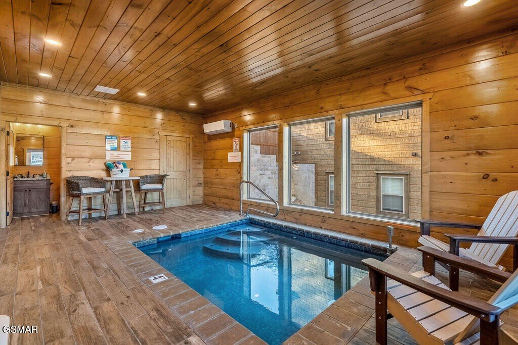 House in Pigeon Forge, Tennessee, United States 2 - 18525266