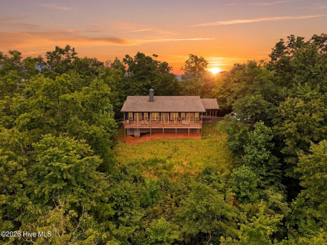 House in Hayesville, North Carolina, United States 2 - 18525152