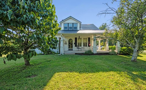 House in Castalian Springs, Tennessee, United States 1