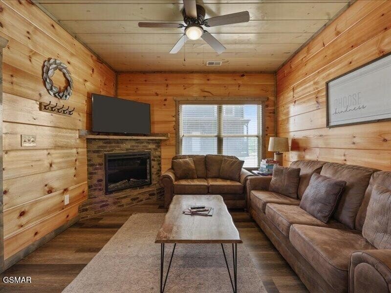 House in Sevierville, Tennessee, United States 4 - 18525288