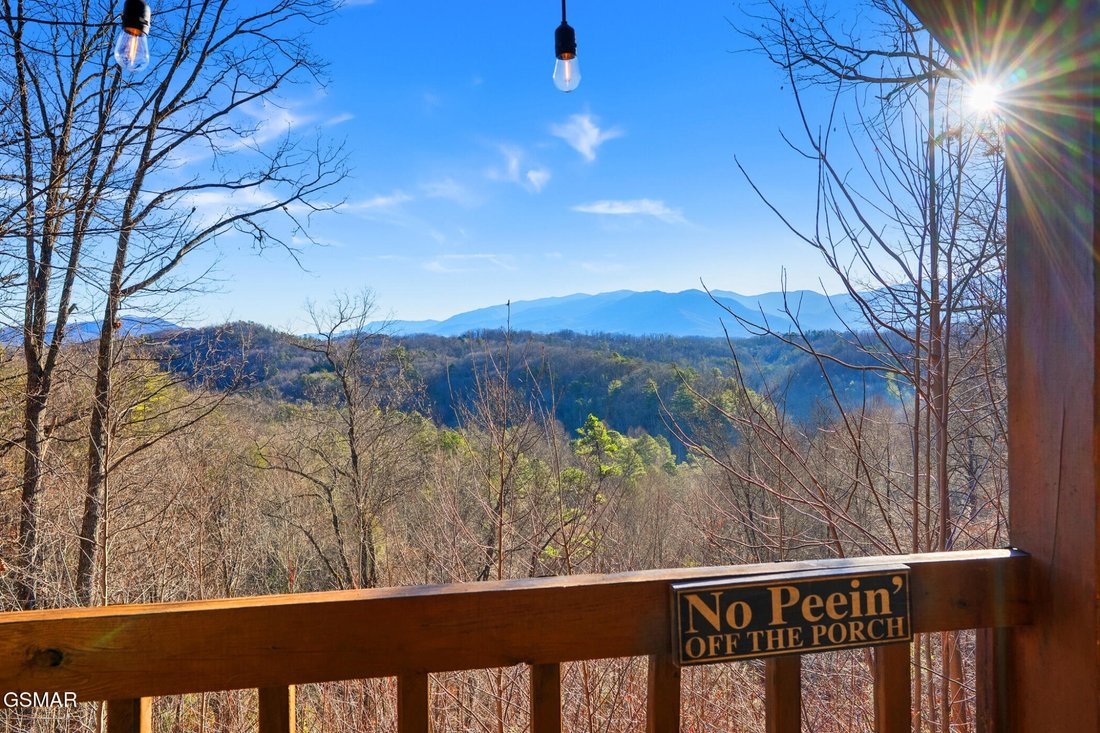 House in Sevierville, Tennessee, United States 5 - 18525366