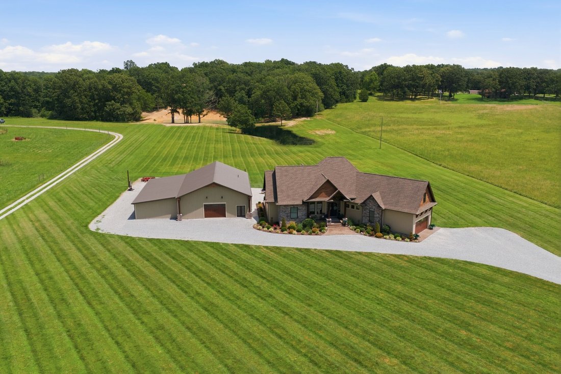 House in Dickson, Tennessee, United States 3 - 18525259