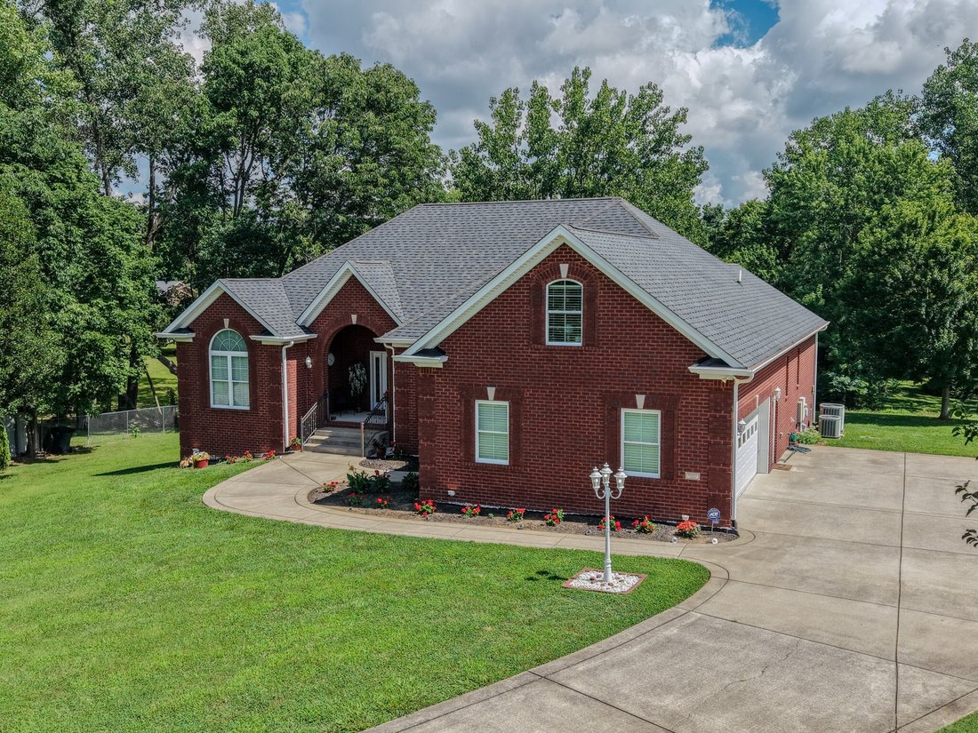 House in Goodlettsville, Tennessee, United States 3 - 18525126
