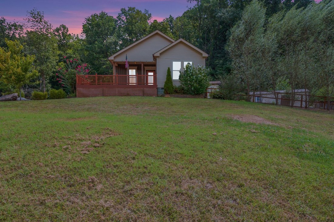 Mount Pleasant, Tennessee, United States 2 - 18525201