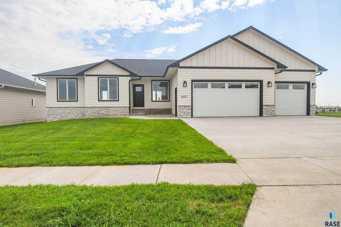 House in Sioux Falls, South Dakota, United States 1 - 18226874