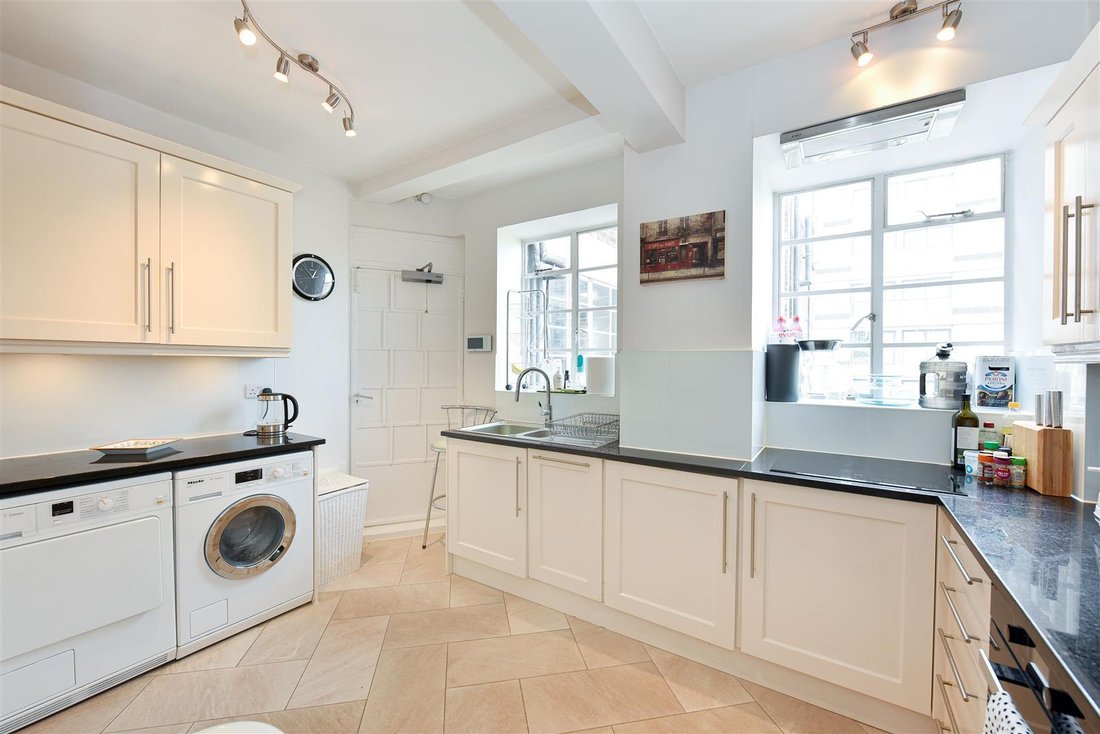Appartement à Marylebone, Westminster, Angleterre 2 - 16690655