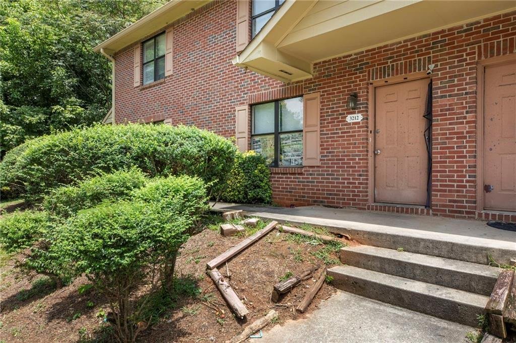 Snellville, Georgia, United States 4 - 18525387
