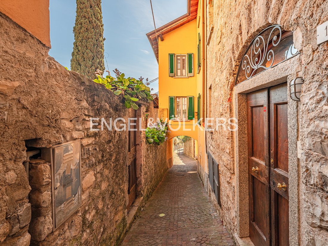 Villa in Lenno, Lombardy, Italy 2 - 18525724