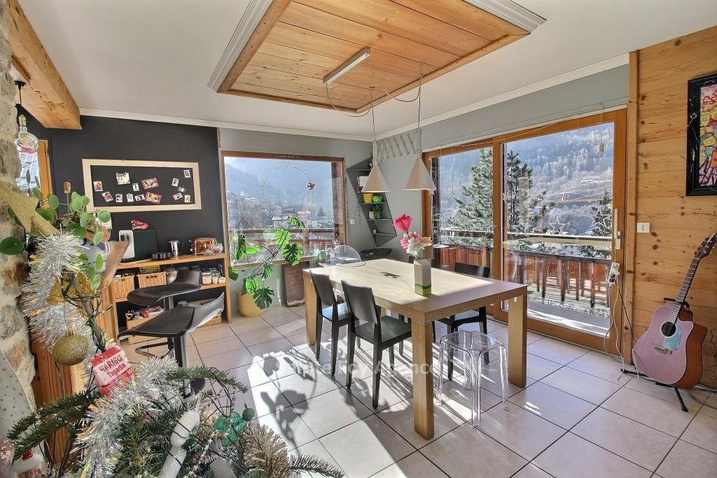 Chalet in Sainte-Foy-Tarentaise, Auvergne-Rhône-Alpes, France 5 - 18525431