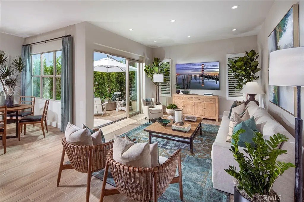 Condo in Irvine, California, United States 3 - 18525466