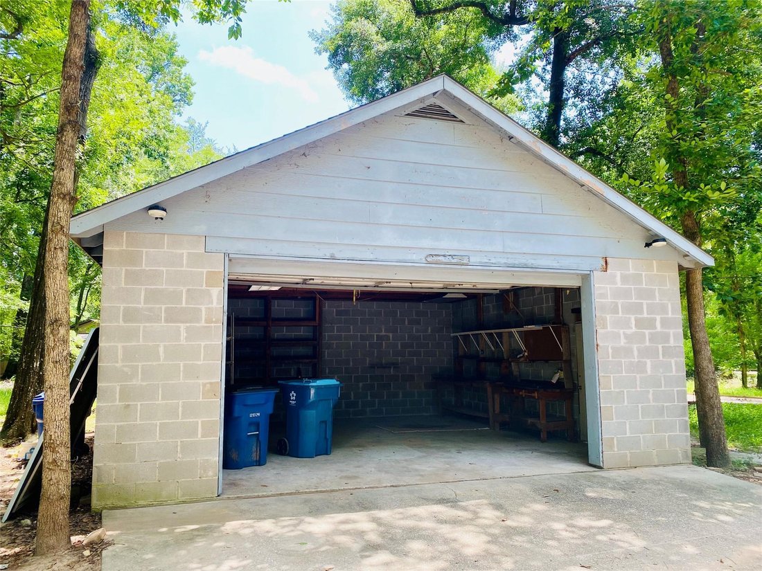 House in Conroe, Texas, United States 2 - 18525606