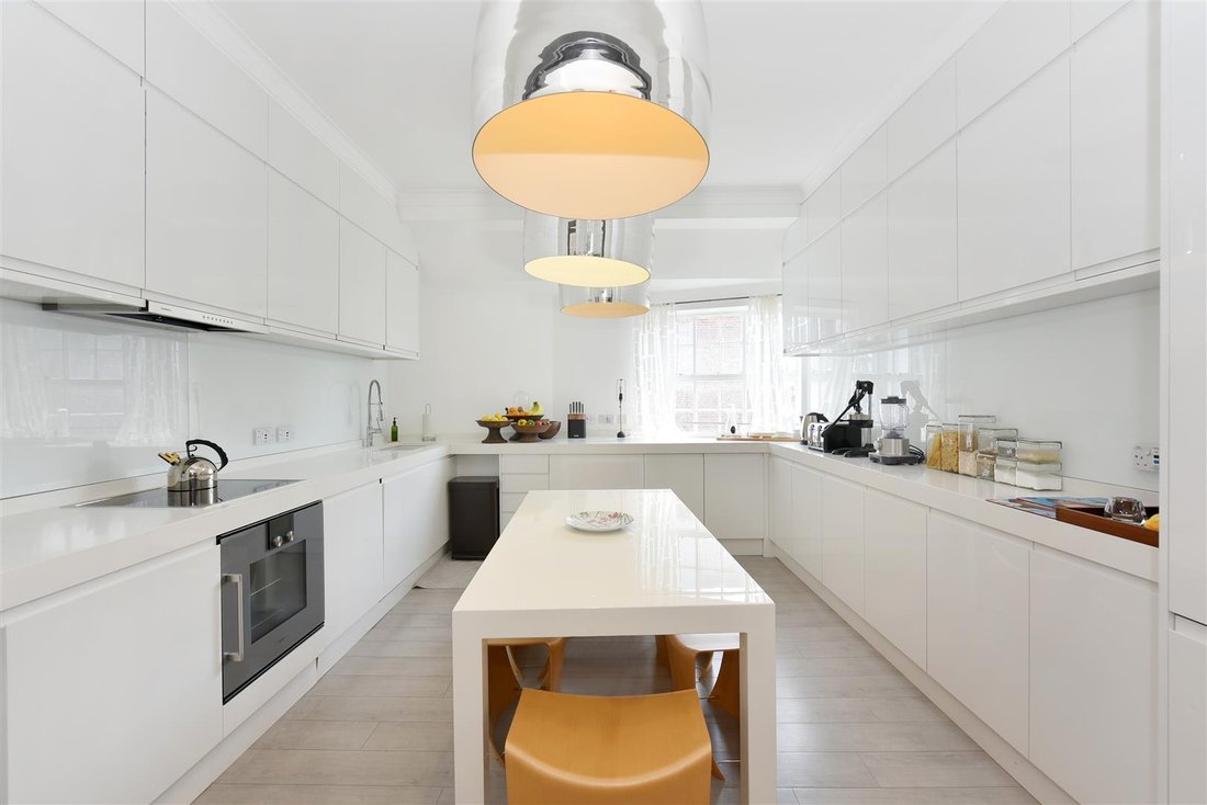 Apartment in Marylebone, Westminster, England 4 - 16690875