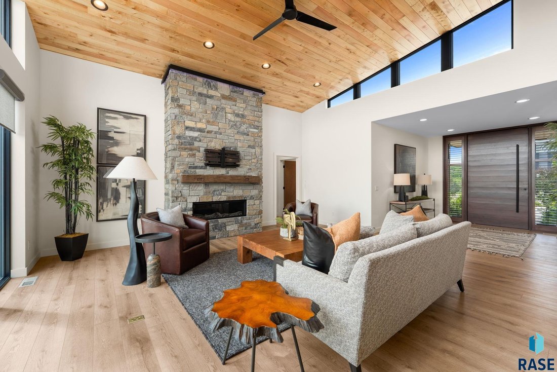 House in Sioux Falls, South Dakota, United States 4 - 18525959