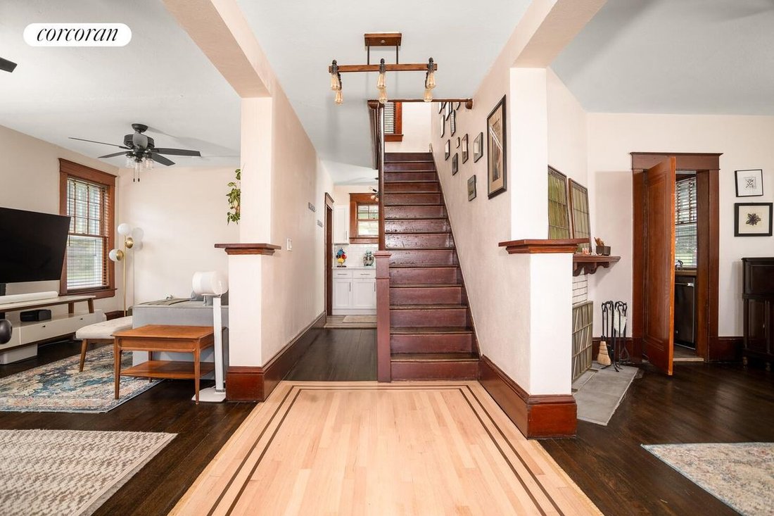 West Haverstraw, New York, United States 5 - 18429425