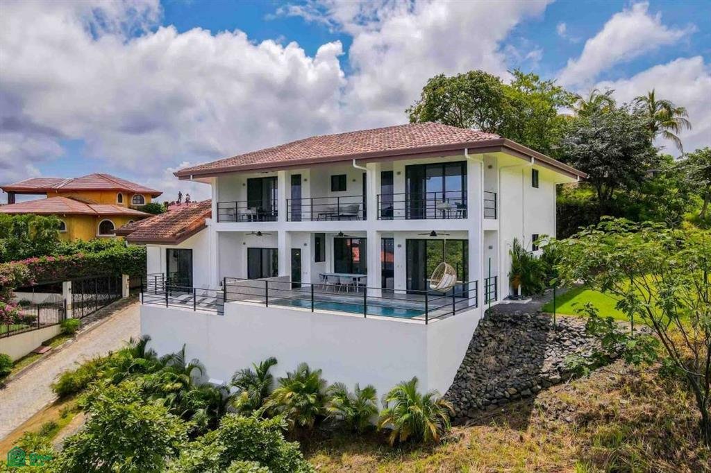 House in Playa Hermosa, Guanacaste Province, Costa Rica 1 - 17090020