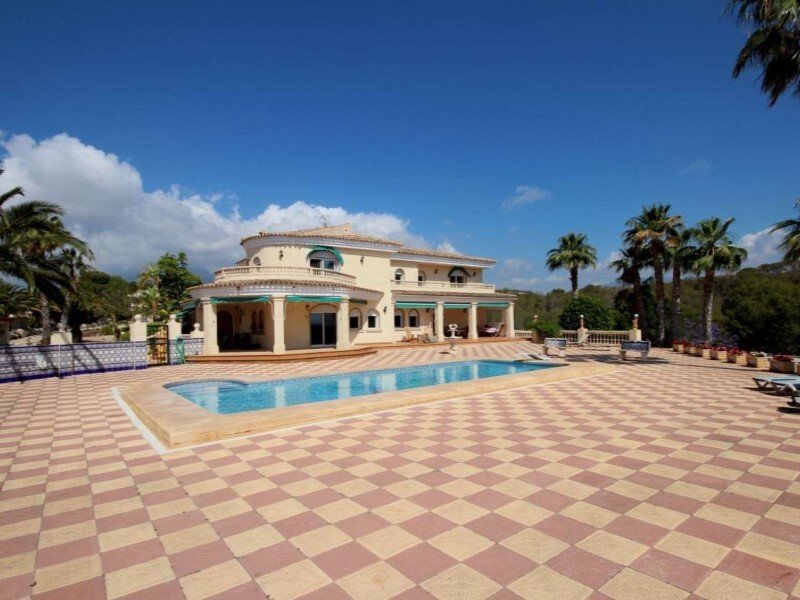 Villa in l'Alfas del Pi, Valencian Community, Spain 2 - 18526103