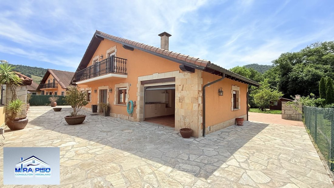 Chalet in Barcena de Cicero, Cantabria, Spain 2 - 18525659