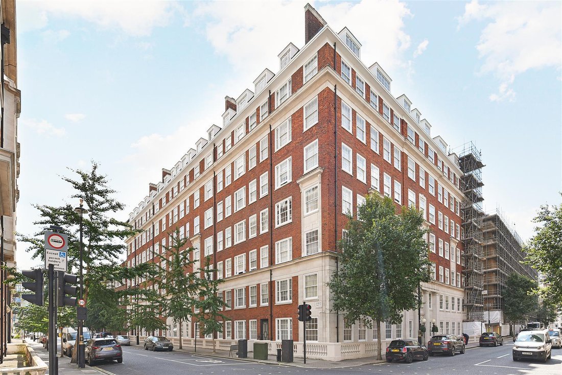Apartment in Marylebone, Westminster, England 2 - 16690875