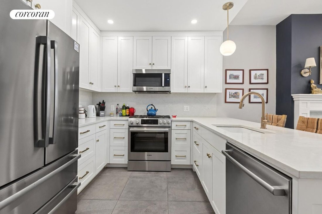Co Op in New York, New York, United States 4 - 18525792