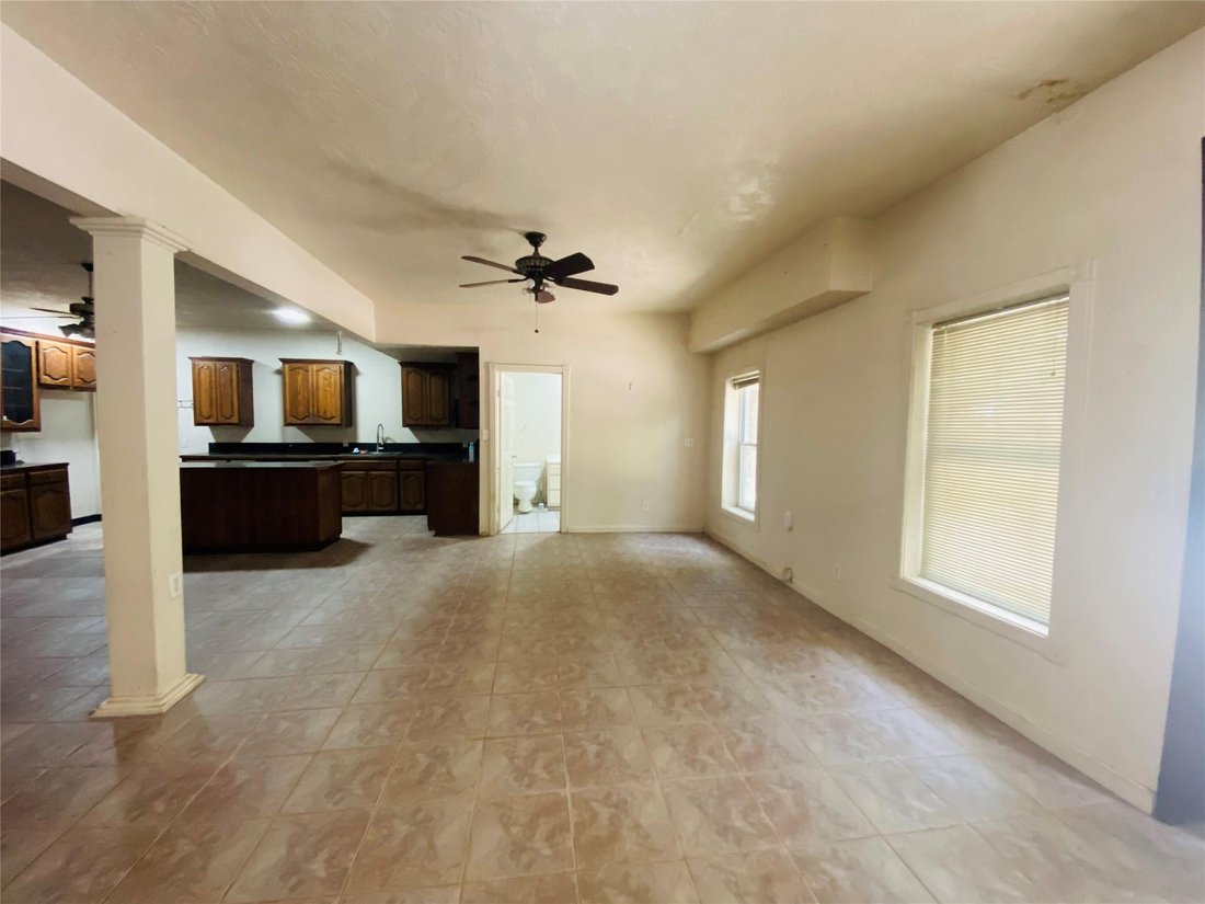 House in Conroe, Texas, United States 5 - 18525606