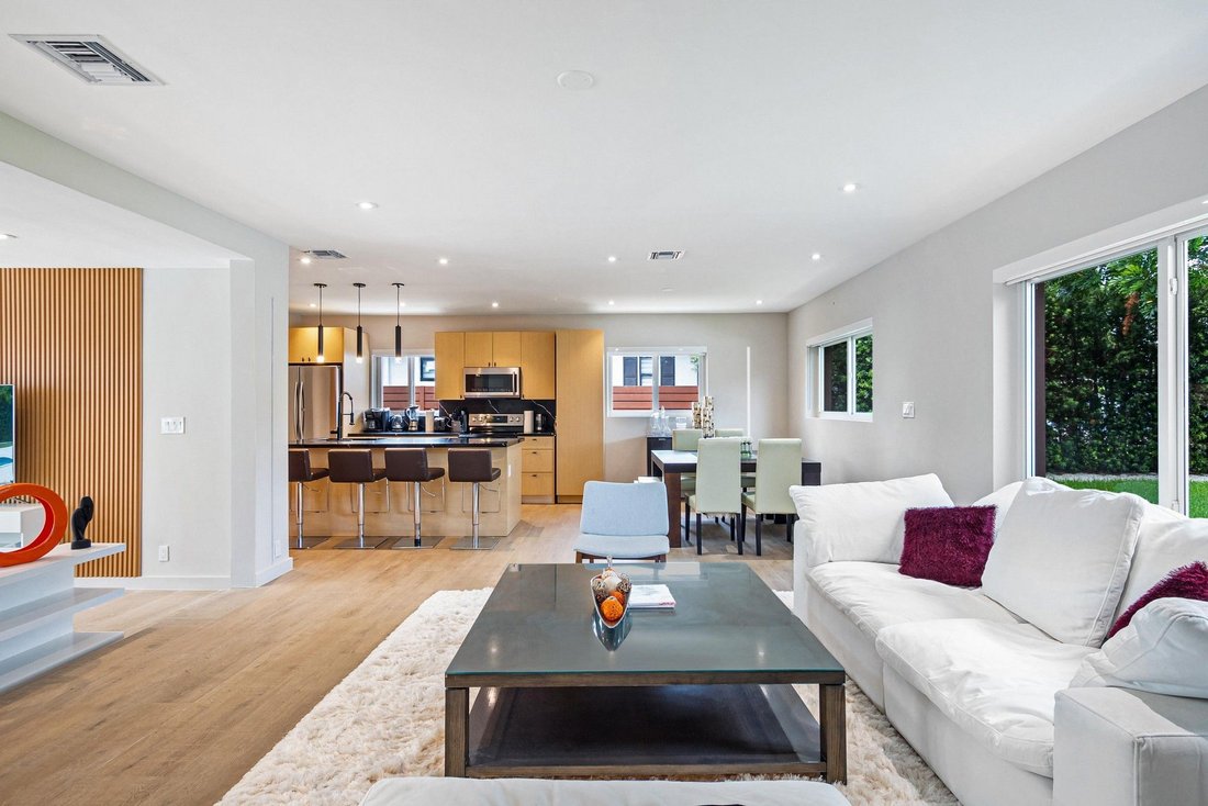 House in Miami, Florida, United States 5 - 18525811