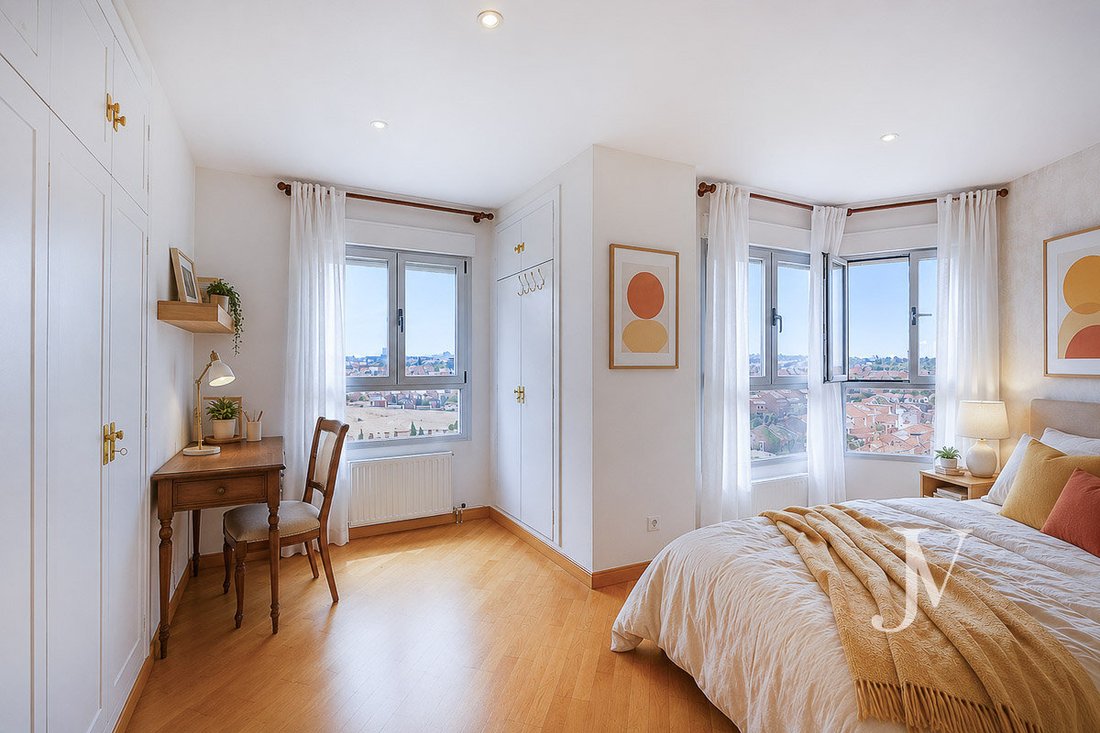 Apartment in Fuencarral-El Pardo, Madrid, Spain 2 - 18525986