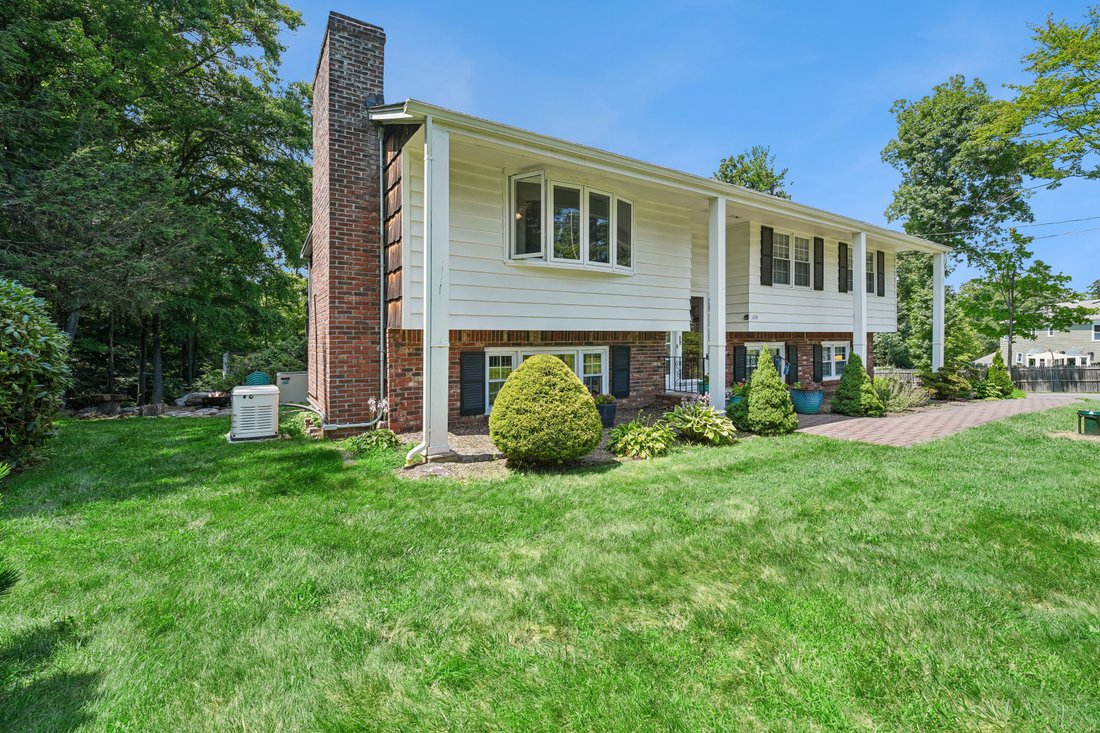 House in West Milford, New Jersey, United States 3 - 18525409