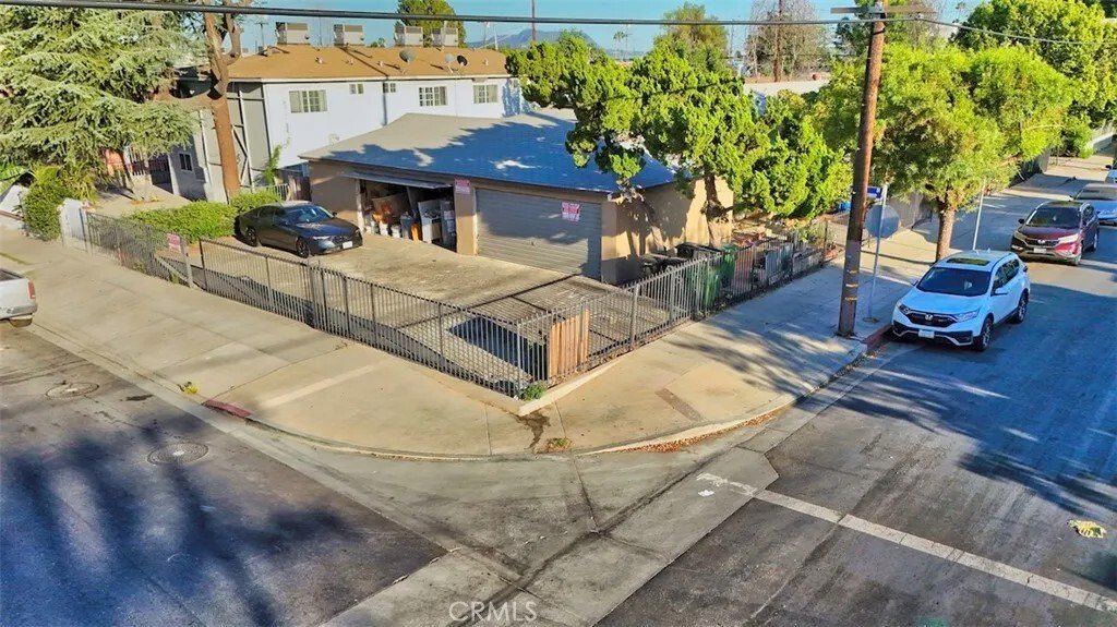 Los Angeles, California, United States 5 - 18513128
