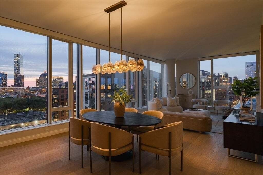 Condo in Boston, Massachusetts, United States 1 - 18522427